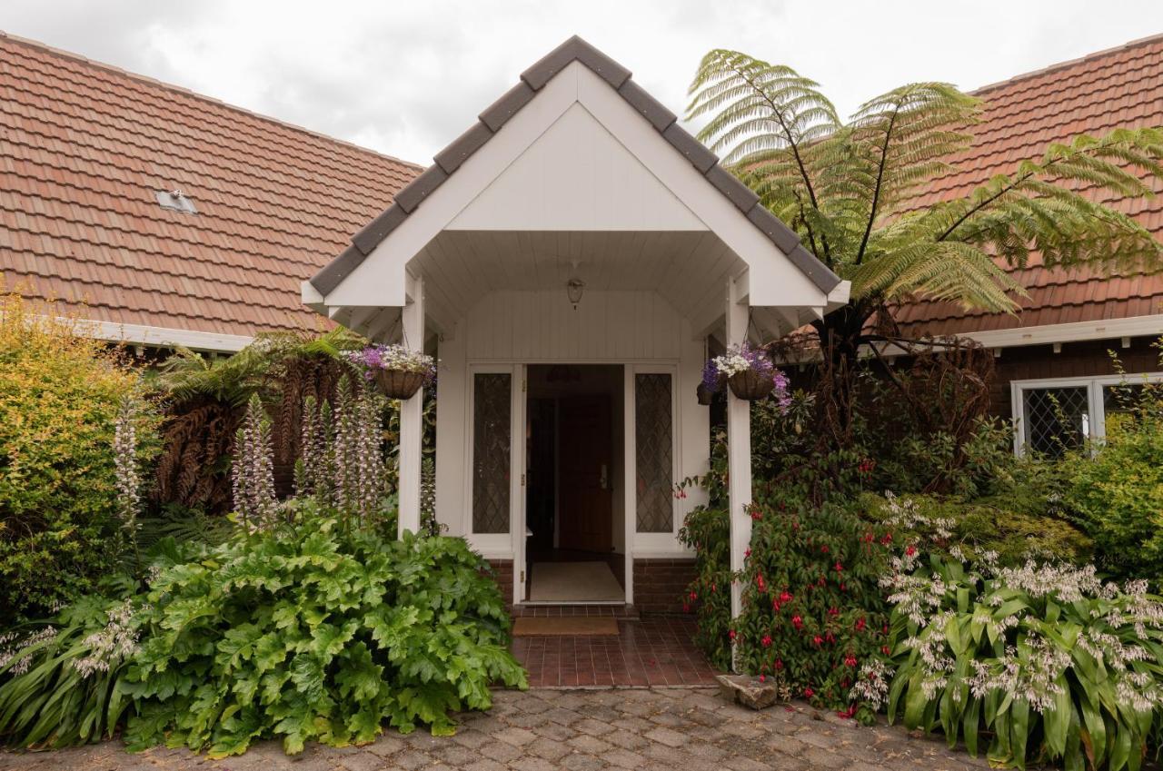 The 540 Lodge Masterton Exteriör bild